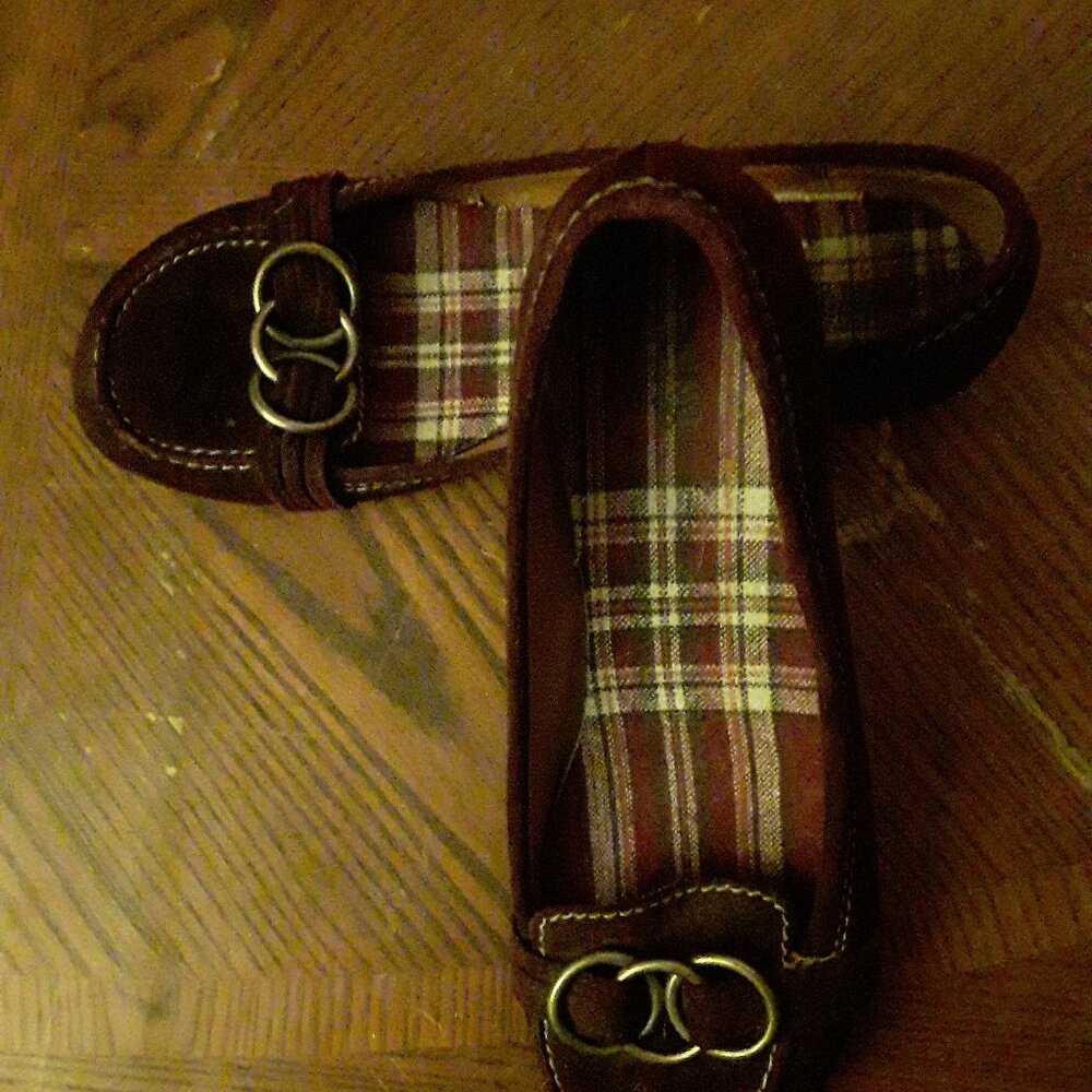 Mossimo Supply Suede Slip On Loafers - Burgundy - Size 8